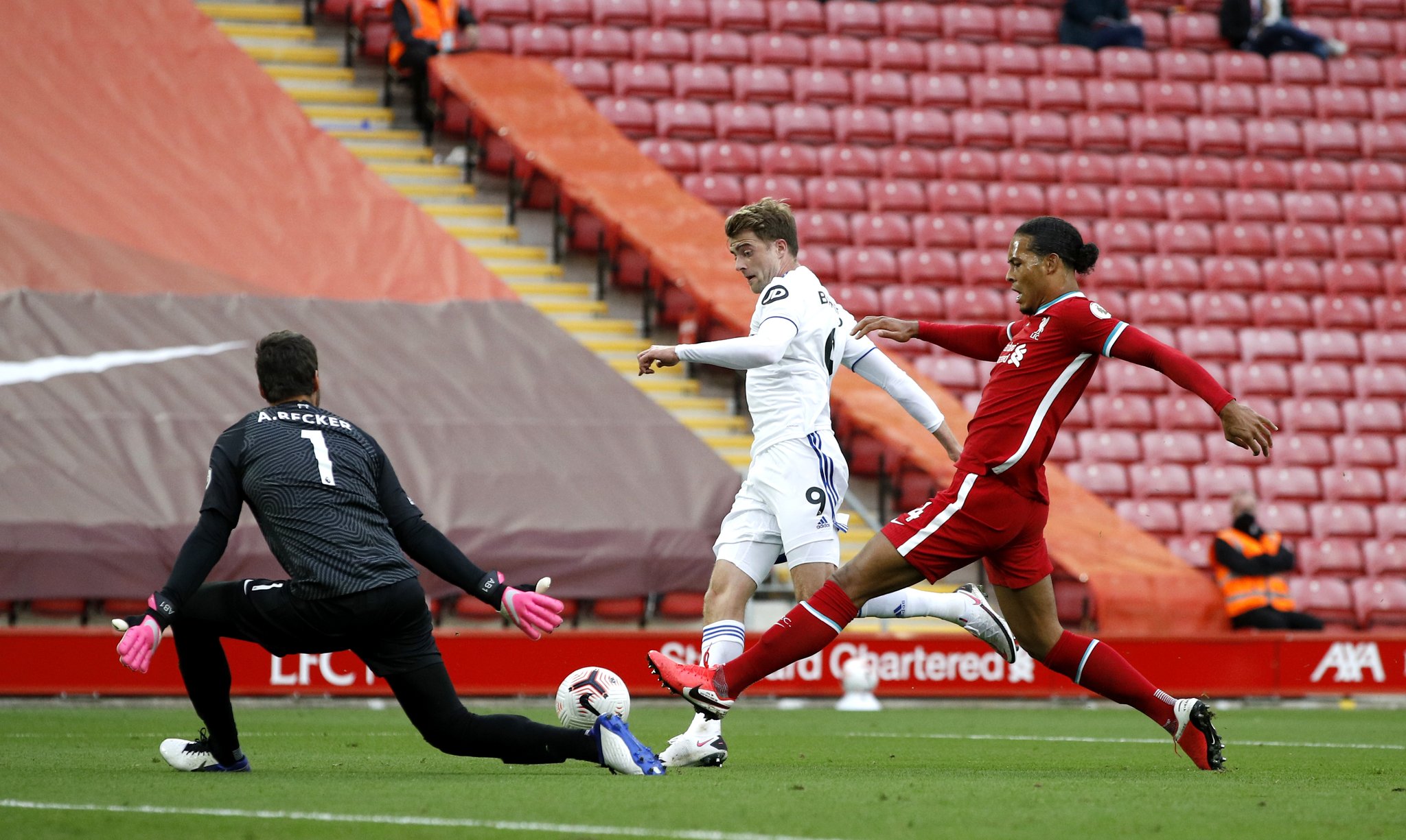 求尤文图斯 求尤文图斯